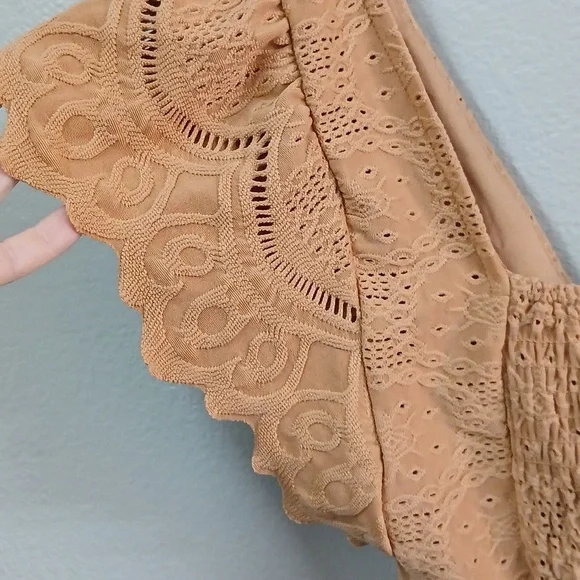 Urban Romantics Crop Top XS eyelet Design - Picture 6 of 6